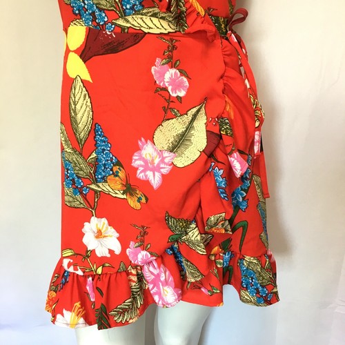 ROMEO + JULIET Women’s M Red Floral Ruffle WRAP Dress Party Wedding Cruise Date - Picture 3 of 10