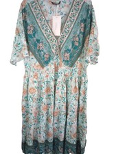 Bloom Chic Boho Floral Dress Size 10-30. NWT
