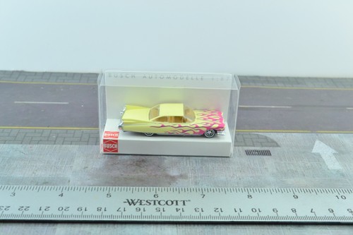 Busch 45102 Cadillac 59 El Dorado Yellow - Flames 1:87 Scale HO - Picture 2 of 2