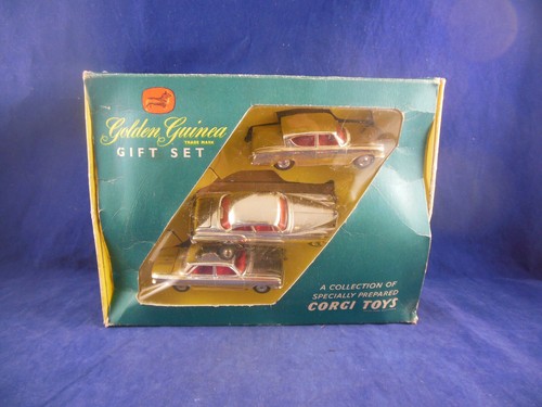Corgi toys Golden Guinea Gift Set 20 Bentley, Ford & Chevrolet Gold Plated - Picture 7 of 12
