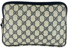 Authenticated 70's GUCCI Navy Blue Canvas GG Supreme Makeup Clutch Toiletry Bag