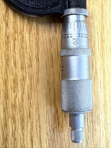 Vintage Scherr-Tumico, Inc. 0-1” Inch Micrometer Caliper Made In USA Wood Case. - Picture 4 of 6