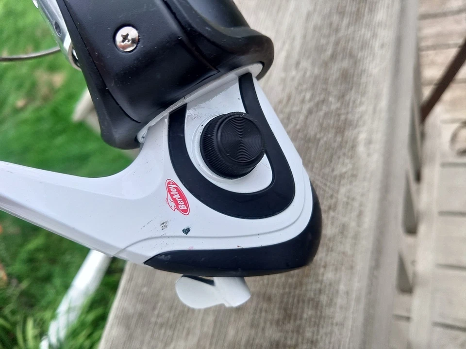 Berkley Fusion 206 Spinning Reel Fishing 2 bearing. New off Combo. - Image 3 of 4