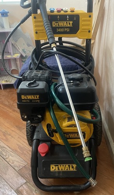 #ad DEWALT 3400 PSI Gas Cold Water Pressure Washer Quick Connect Hose Gun Nozzles $200.00