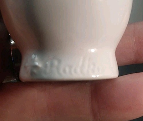 Christopher Radko 2 Piece Snowman Salt Shaker ,Snowman Standing On Pepper Shaker - Picture 7 of 15