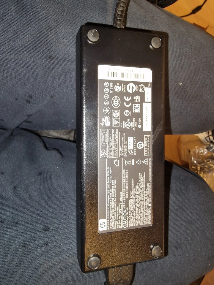 HP Notebook Netzteil 120 Watt 18,5V  6,5A Ladegerät Series PPP016L, PA-1121-02HW - Bild 2 von 2