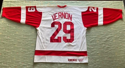 Mike Vernon #29 Autographed Detroit Red Wings CCM  XL  Jersey Stanley Cup NHL