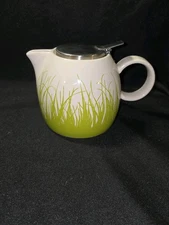 Tea Forte PUGG 24 Oz Teapot Spring Grass Model