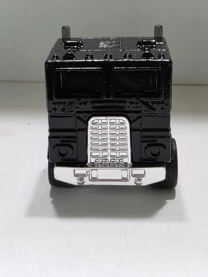 Hot Wheels Trump 2025 **personalizado** Optimus Prime REAL RIDER'S Foto 4 de 4