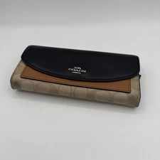 COACH Classic Leather Slim Envelope Wallet Women’s Trifold Signature Design