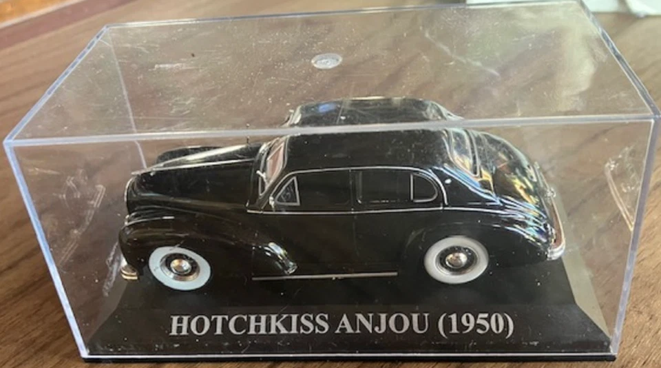 Voiture Miniature 1/43eme HOTCHKISS ANJOU ( 1950 ) en boîte plexi - Photo 3/3