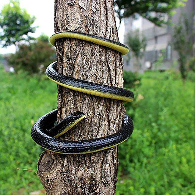 Rubber Fake Snakes Scare or Keep Birds Away