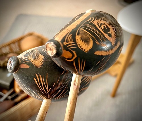 South American MARACAS, shakers with an animal face! Unique, authentic. - Picture 3 of 3