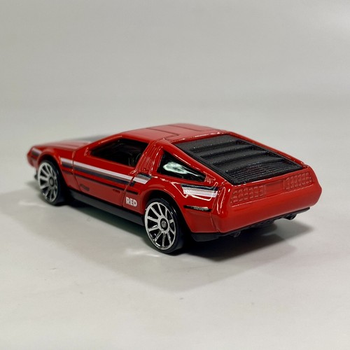 Hot Wheels DMC DeLorean ('81 DeLorean DMC-12) Red Edition 1:64 Diecast Car #101 - Picture 9 of 12