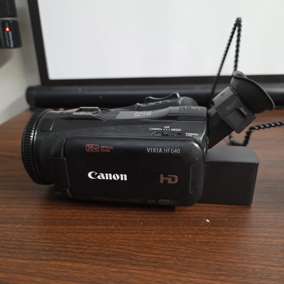 Canon VIXIA HF G40 Full HD 1080p 60fps MP4 Flash Camcorder Black 20x Tested FRSH - Image 2 of 4