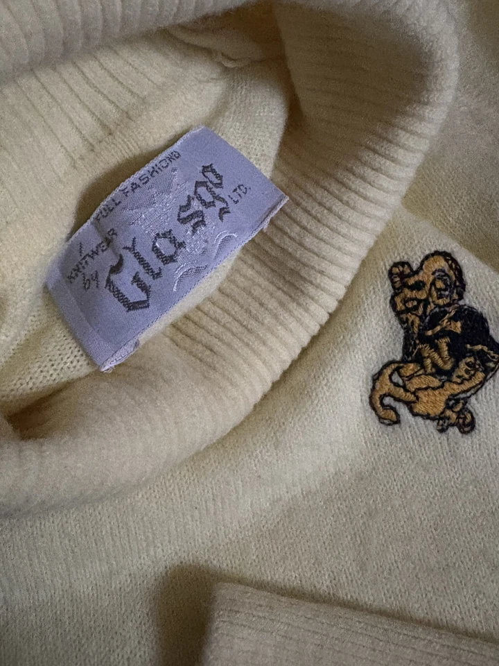 Vintage university turtle neck cashmere sweater 50s 60s 70s - Image 2 of 4