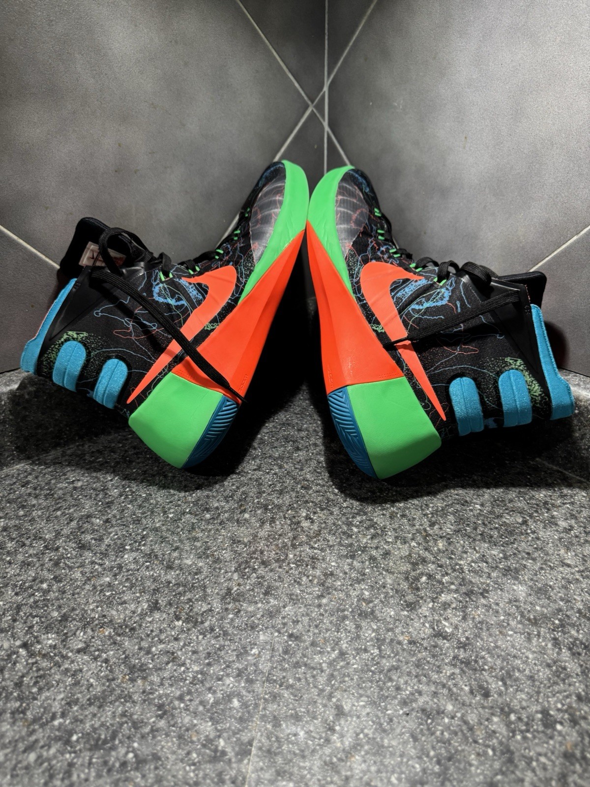 Mens Nwob