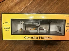 Rail King 30-9111 Operating Freight Station Platform B3