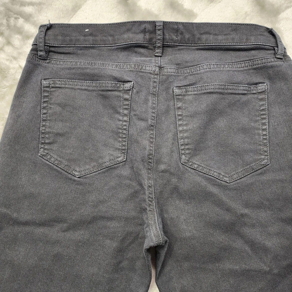 Pantalones de mezclilla Ann Taylor Loft para mujer 29/8P PETITE negros tiro medio ajustados elásticos Foto 4 de 4