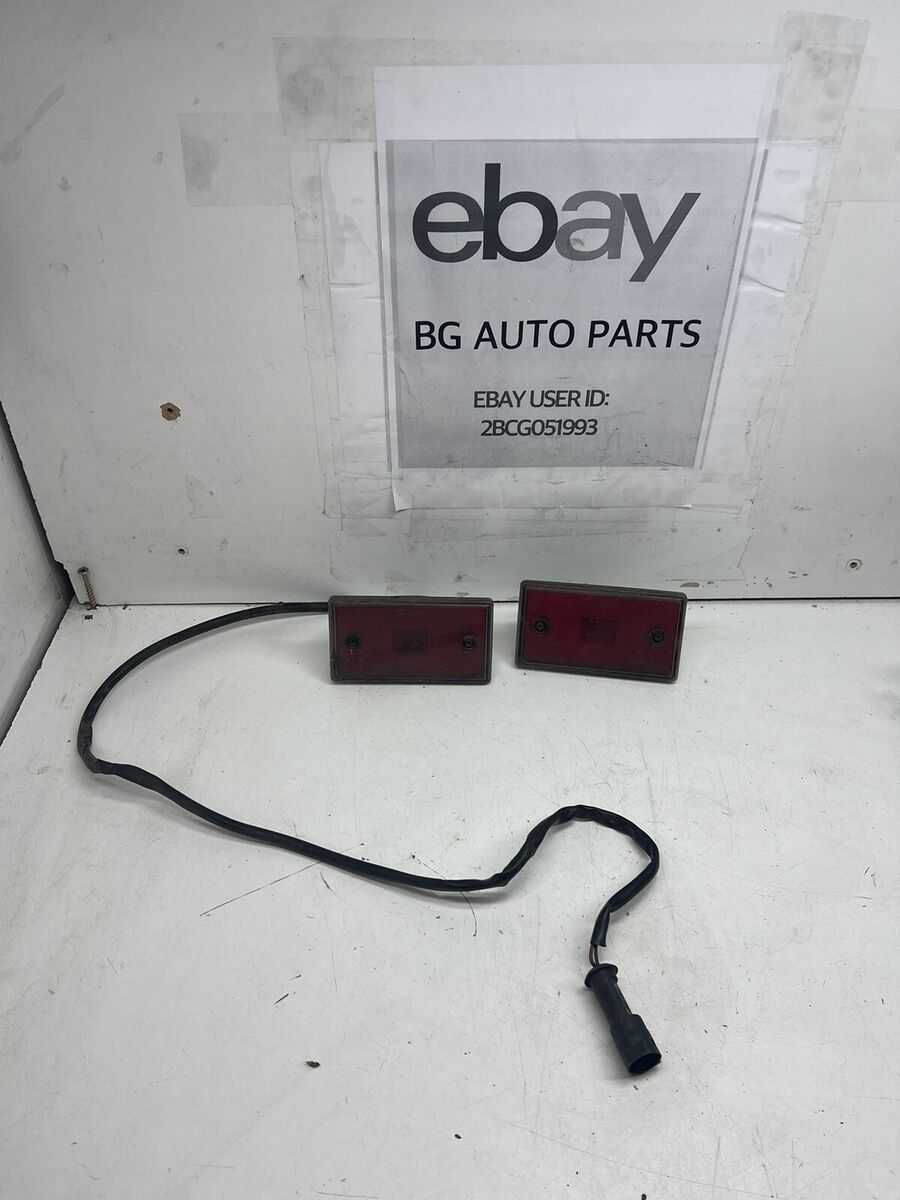 88-92 JAGUAR XJ6 GENUINE LEFT & RIGHT REAR SIDE MARKER LIGHT