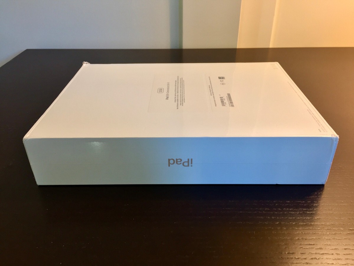Apple iPad (6th Generation) A1893 32 GB, Wi-Fi, 9.7 in