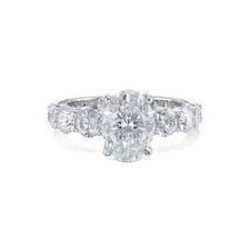 IGI Diamond Engagement Ring VVS2 F Oval 3.50 Carat Lab-Created CVD Sparkling