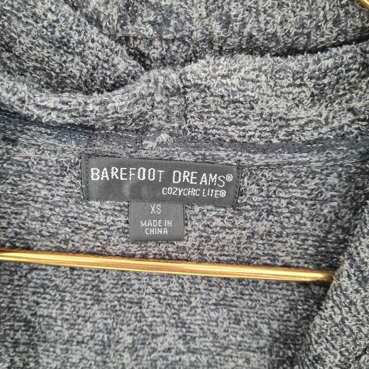 Barefoot dreams cozychic lite deals resort cardi with hood