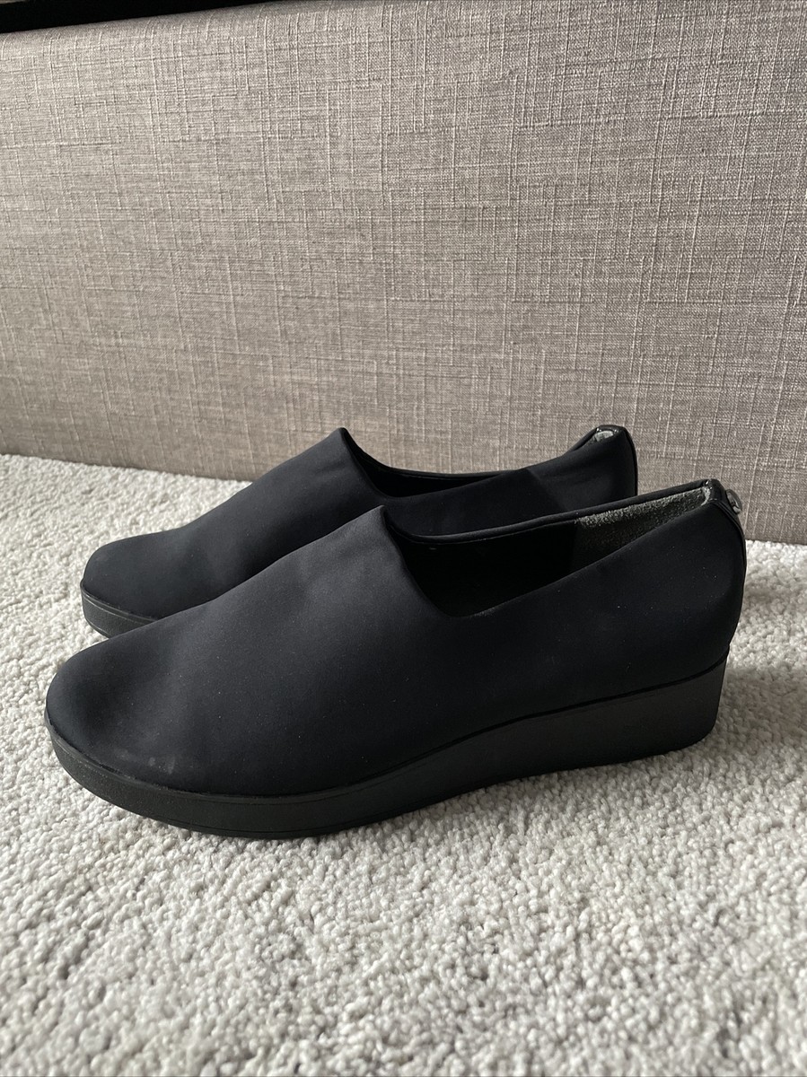 Donald J Pliner Black Vilaa Slip On Platform Shoes, Size 8  display picture 3