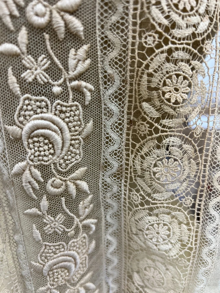 Antique lace women's bib. Europe, 1900. - Image 4 of 4