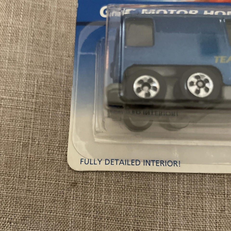 1997 Hot Wheels Mainline, GMC Motor Home, Blue, Collector #524  - Image 2 of 4