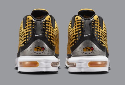 Nike Air Max Plus VII 7 Varsity Maize Yellow White Black HQ2197