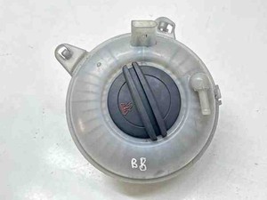 VW PASSAT Variant B8 3G5 Ausgleichsbehälter 5Q0121407G 2.00 Diesel 27252892