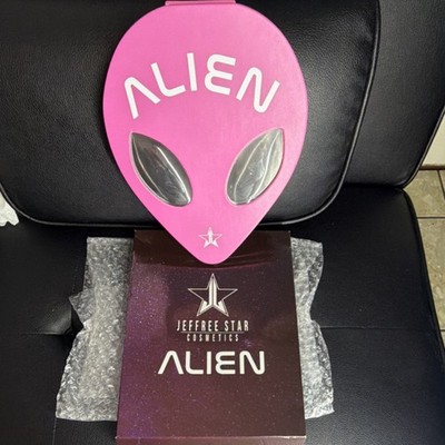 Jeffree Star Cosmetics Alien Eyeshadow Palette Pluto Titan Pressed Powder