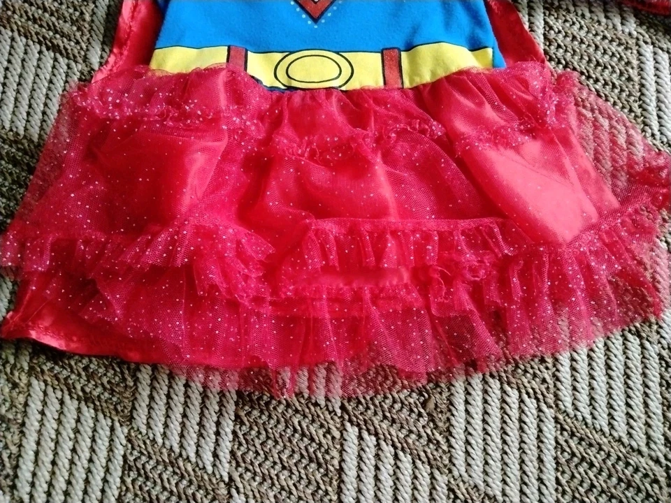 Disfraz de Supergirl 18mos Halloween diadema y capa DC Comics bueno usado Foto 4 de 4