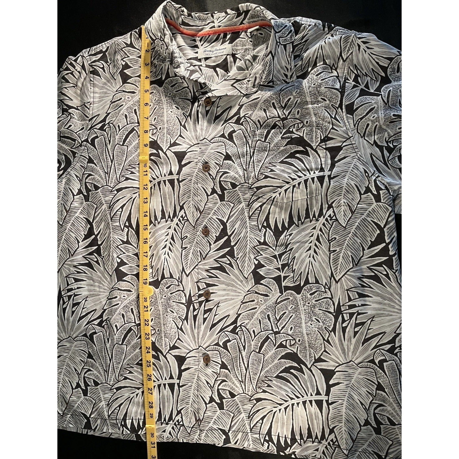 Tommy Bahama Men's XXL Short Sleeve Hawaiian Shirt Button-Up Black Grey White