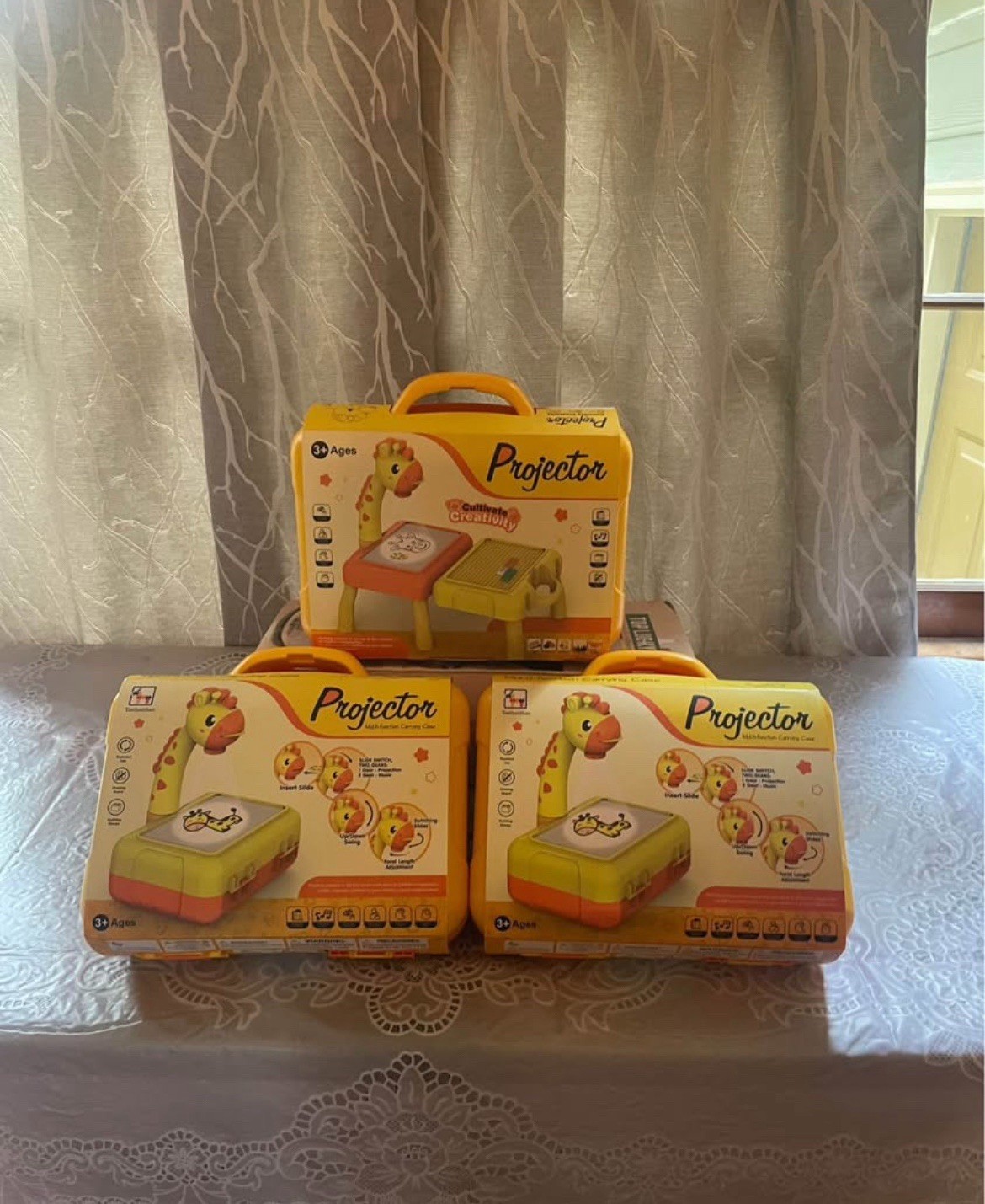 Giraffe-Shaped Kids Art Projector Toy for Creative Drawing Fun