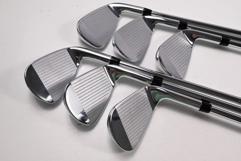 Left Hand Callaway Elyte Irons / 6-PW+AW / Regular Flex Dynamic Gold Mid 100 - Image 3 of 4
