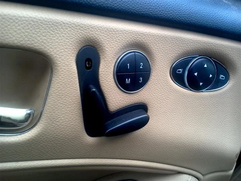 (LOCAL PICKUP ONLY) Trunk/Hatch/Tailgate 219 Type CLS550 Fits 06-11 MERCEDES CLS - Image 4 of 4