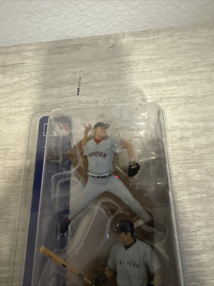 Hideki Matsui NY Yankees Curt Schilling Boston Red Sox McFarlane 2 Pack Figures - Image 3 of 4