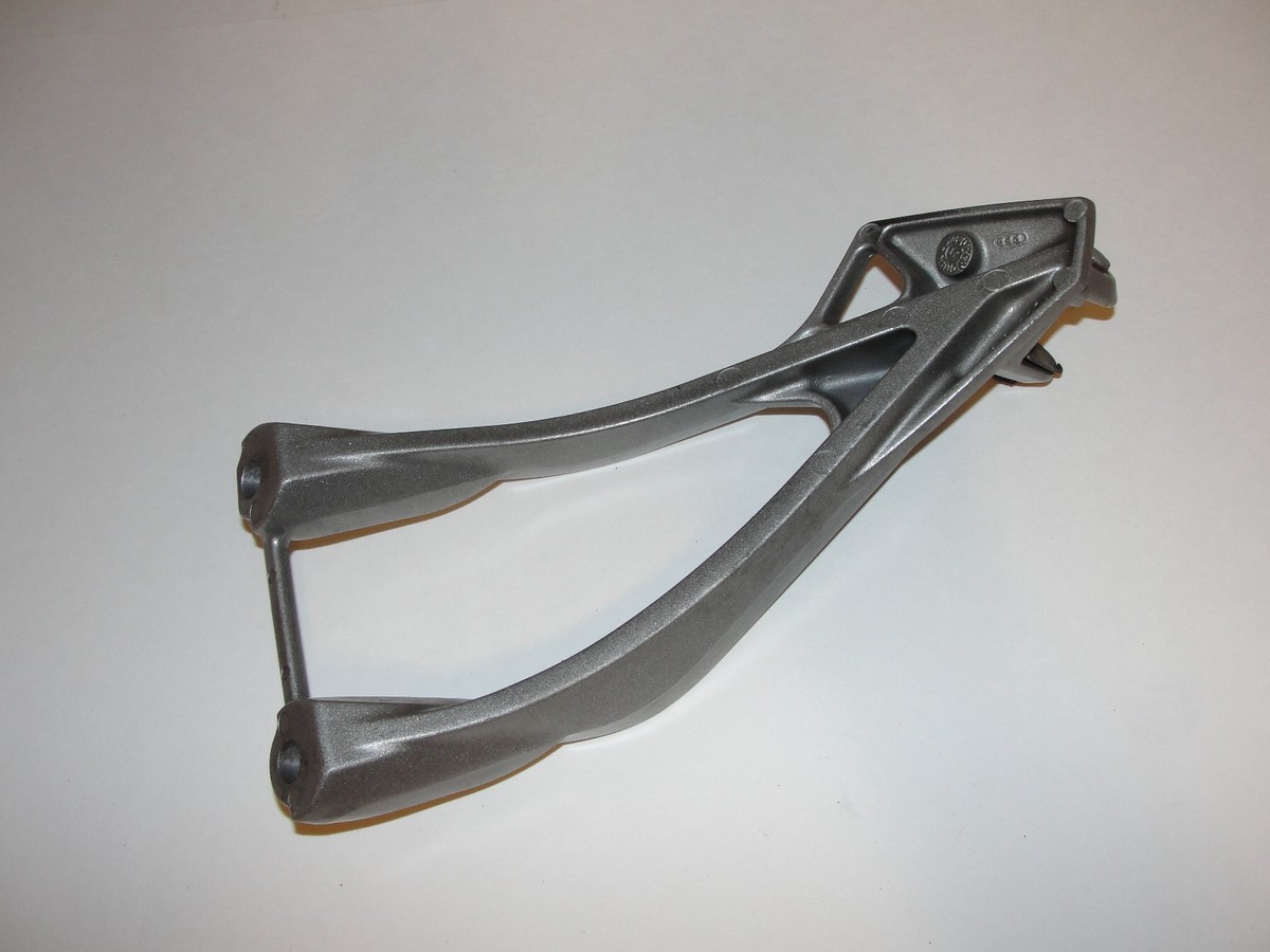 2007 - 2008 Kawasaki ZX6R ZX 6R Right Rear Passenger Peg 35063