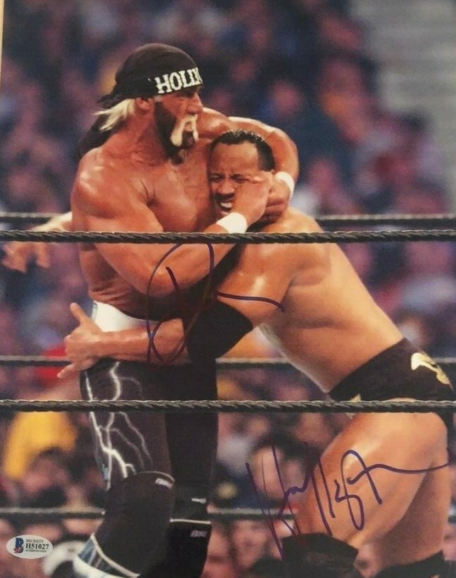 Hulk Hogan & Rock サイン入り Hulk Hogan Dwayne Johnson The Rock signed autographed 11x14 photo