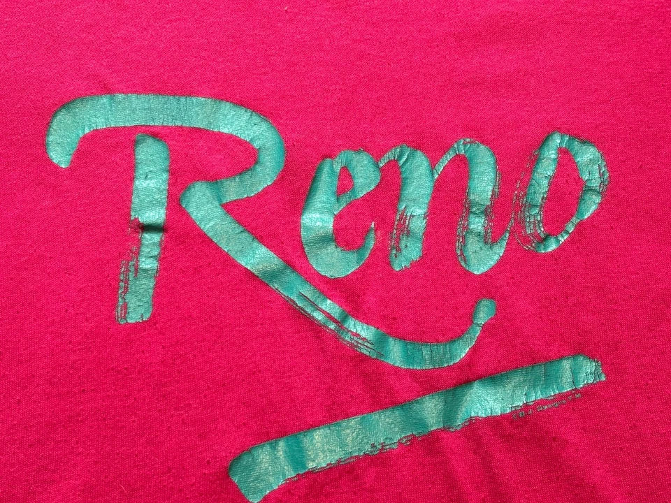 Camiseta Retro Rosa S Vintage Años 70 80 Ropa Deportiva EE. UU. Delgada Puntada Única Reno NV Foto 4 de 4