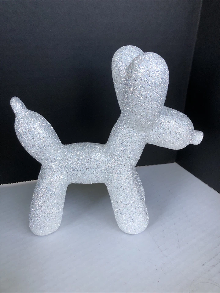 Estatuilla de animal de resina de 7,25" de alto globo de perro con brillo blanco Foto 4 de 4