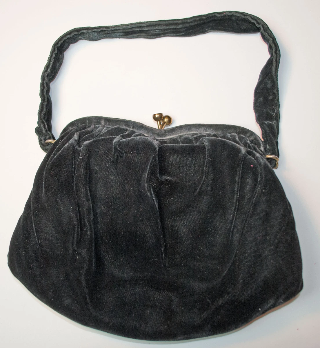 Small velvet shop purse