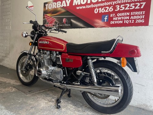 SUZUKI GS1000 DOHC CLASSIC IN RED 1979 TAX & MOT EXEMPT 1979 T REG - Picture 10 of 14