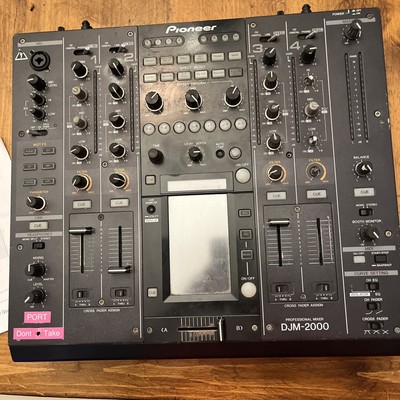 PIONEER 4 CHANNEL DJ MIXER DJM-2000 - NO POWER CORD - for PARTS OR