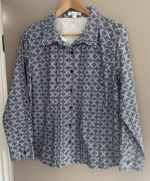 Victoria Hill Long Sleeve Shirt. Cotton/Elastane. Size 14