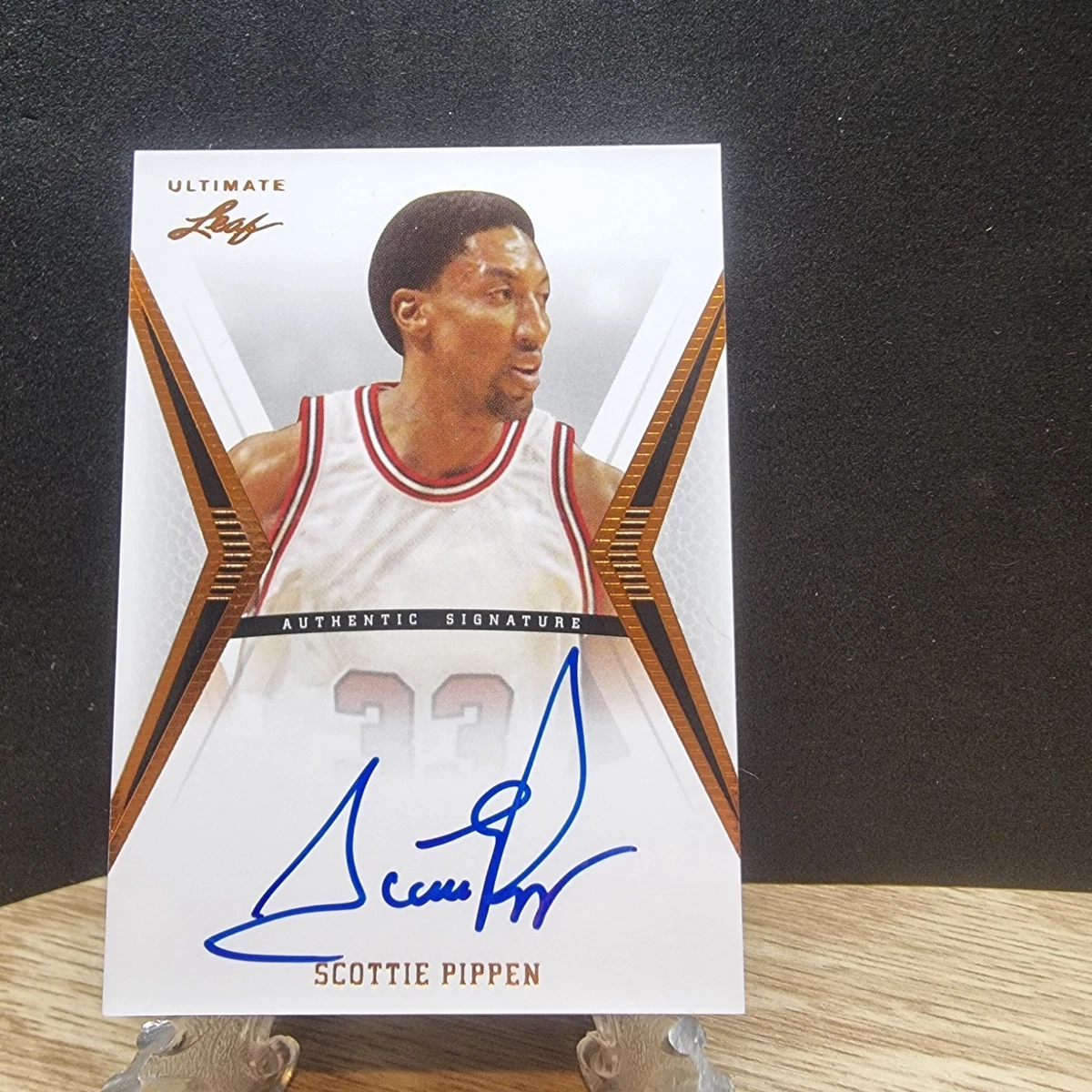 Scottie Pippen Basketball Autographed Sports Trading Cards