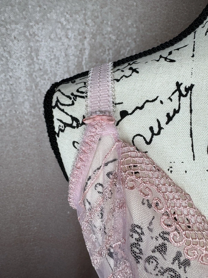 Sujetador Freya US 38I AA2221 Darcy Sin Forro Con Aros Balconette Rosa Encaje Transparente Sexy Foto 3 de 4