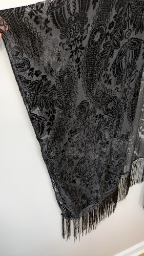 TORRID Kimono Terciopelo Burnout Talla Única Negro Transparente Floral Flecos Capricho Boho - Imagen 2 de 9